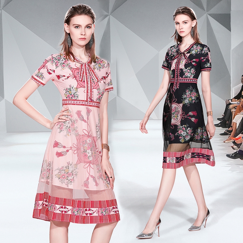 Long elegant dress with tie-in printing waist net yarn splicing