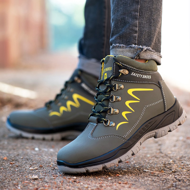 trekking shoes buy online