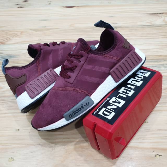 burgundy nmd
