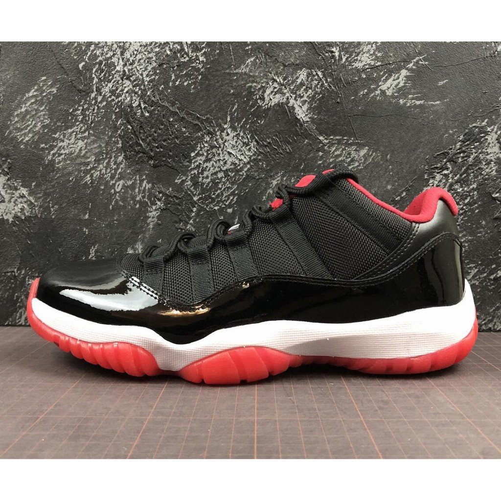 nike air jordan aj11