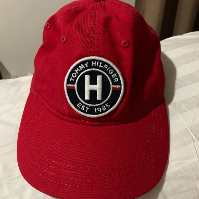 tommy hilfiger red cap