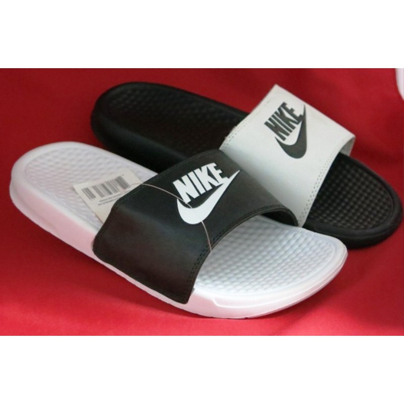 nike mismatch slides