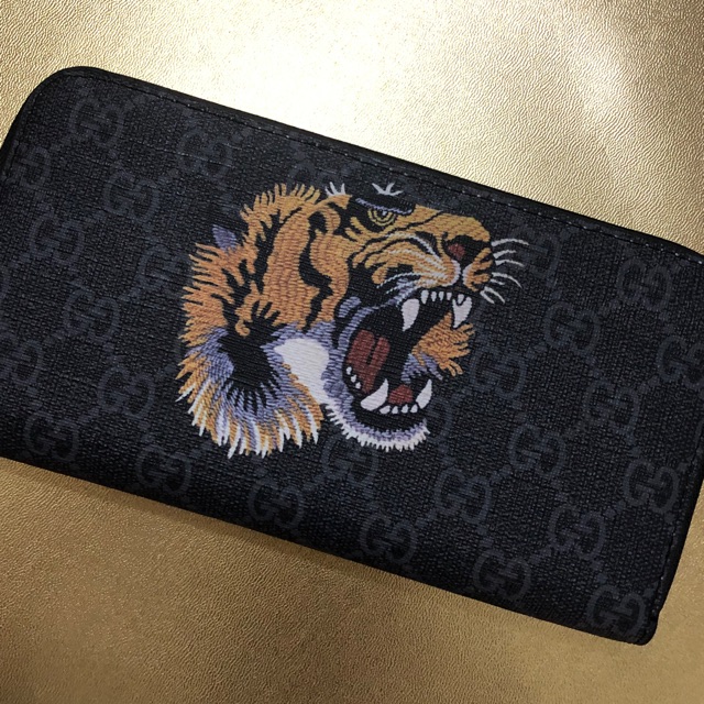 gucci wallet tiger