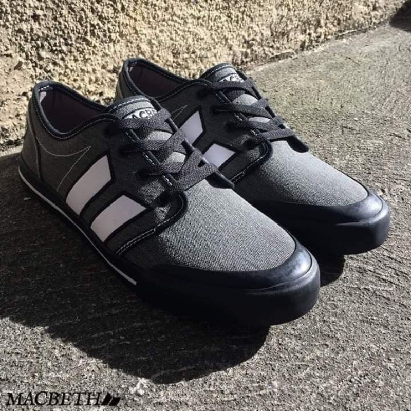 macbeth black cement