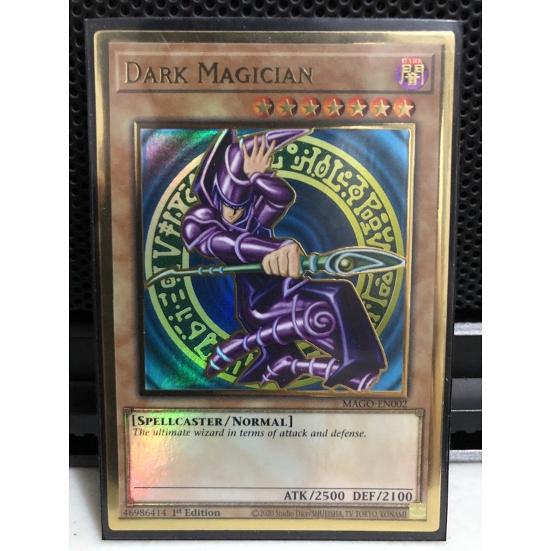 Yu-Gi-Oh Dark Magician MAGO-EN002 1st Edition Premium Gold Rare 