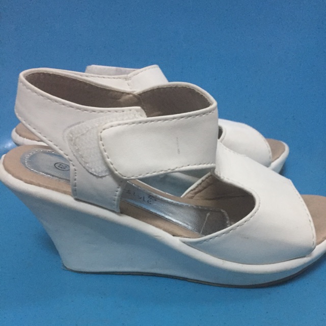 wedges shopee