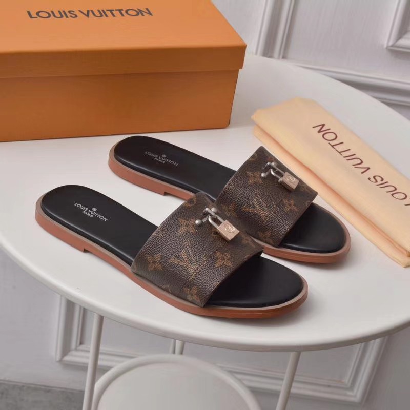 female louis vuitton sandals