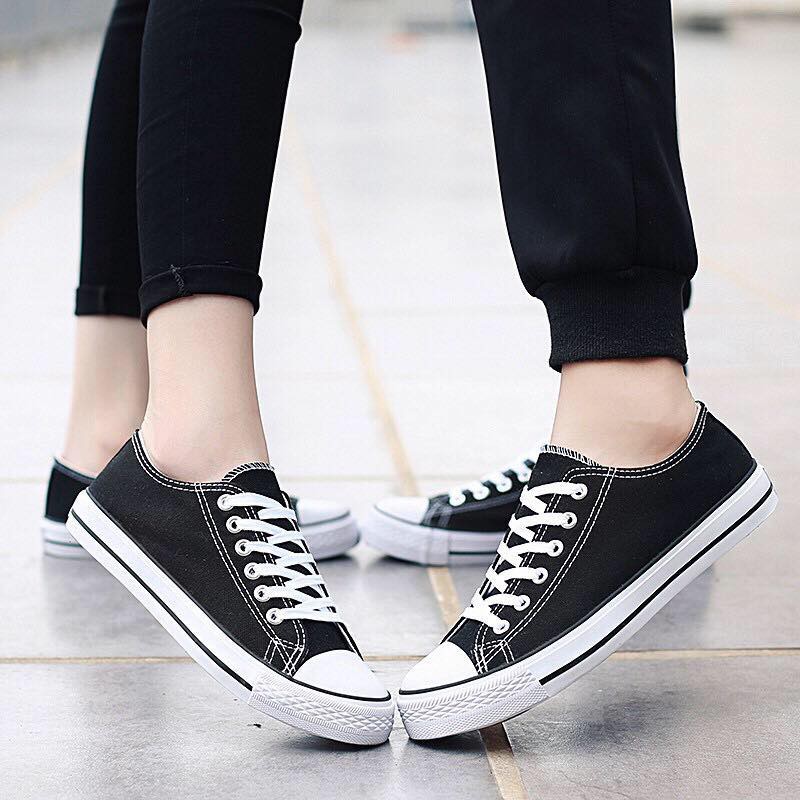 mens black and white converse shoes