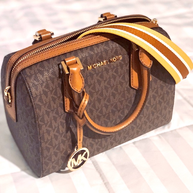 michael kors hayes small duffle