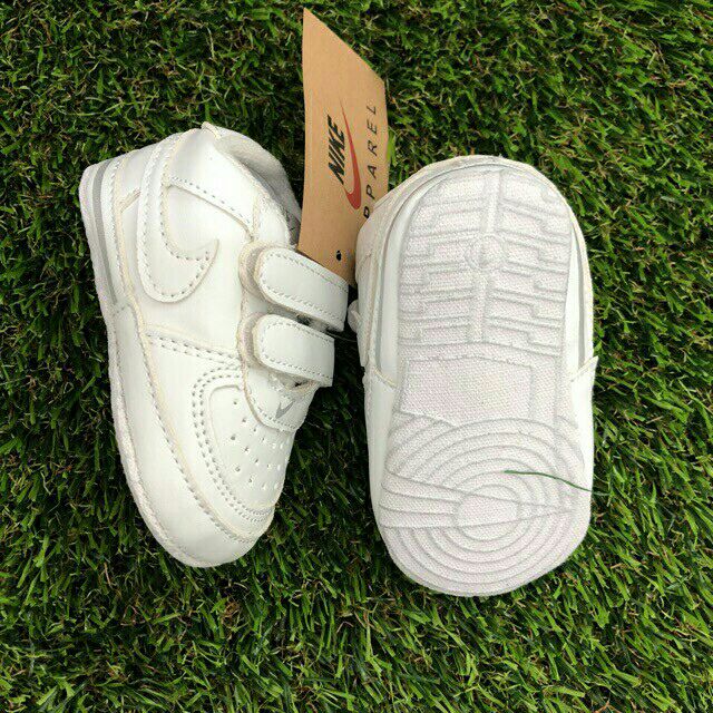 size 0 nike baby shoes