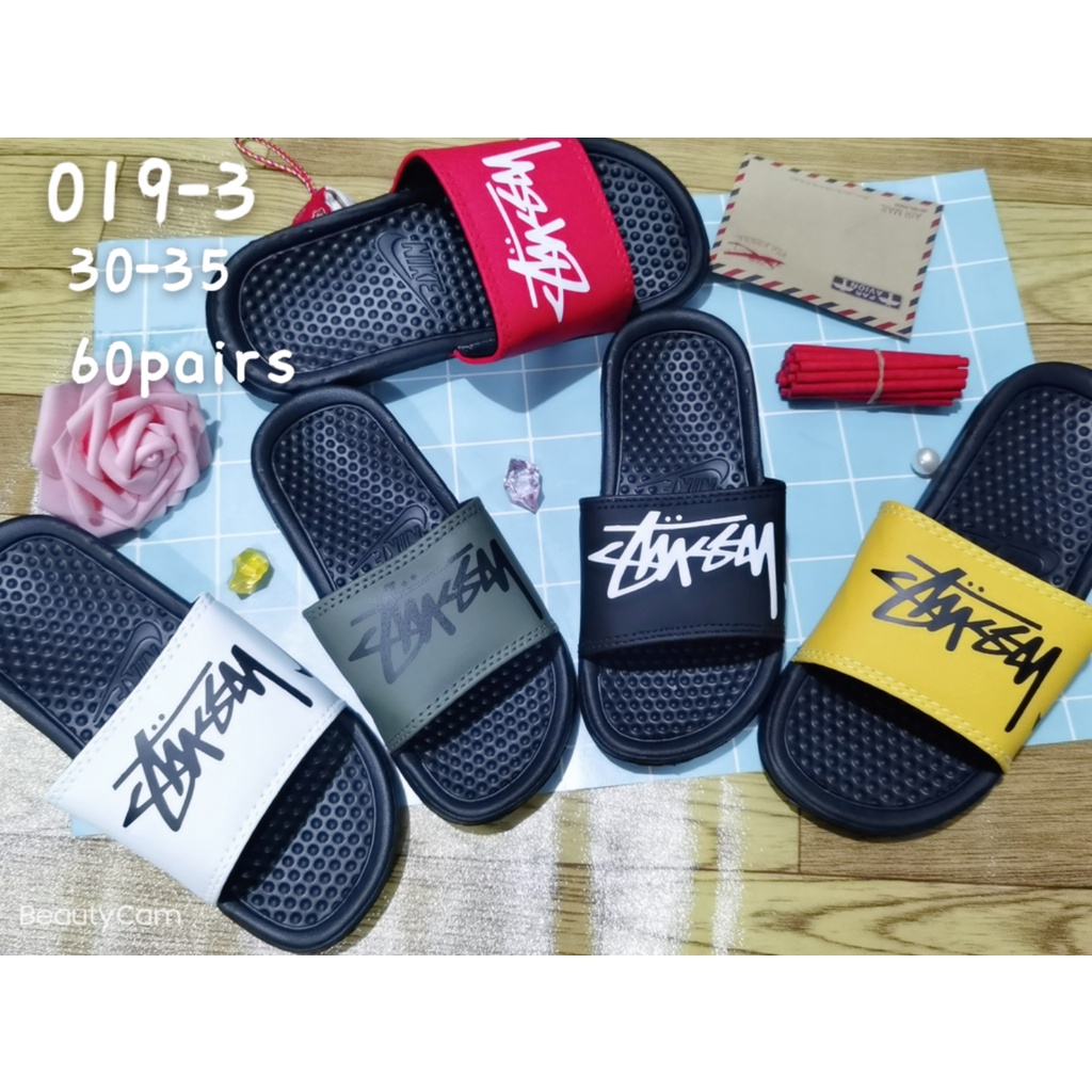 nike benassi slides kids