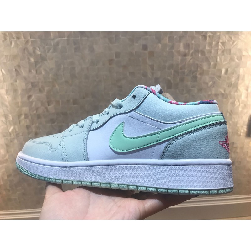 air jordan 1 low mint