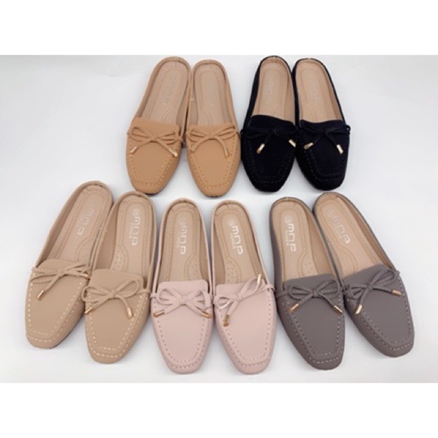 suede pointed shoes