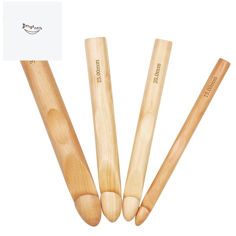 Large Crochet Hooks 15mm 20mm 25mm 30mm Wooden Crochet Hook Set for