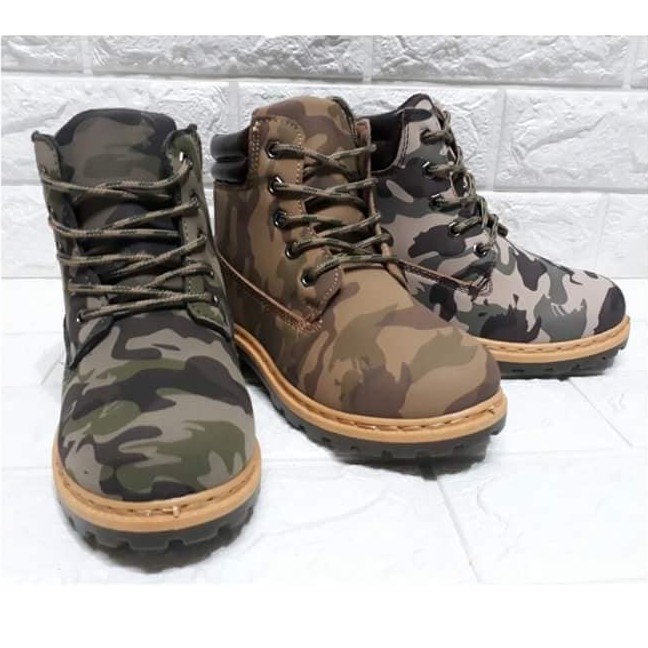 camo timberland