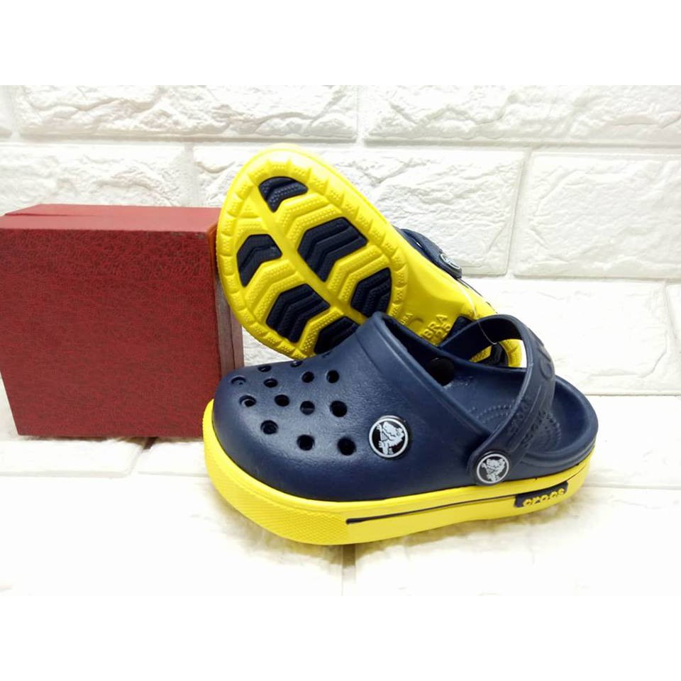 shopee crocs