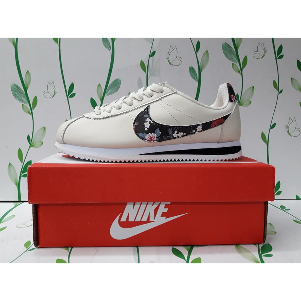 nike cortez pale ivory