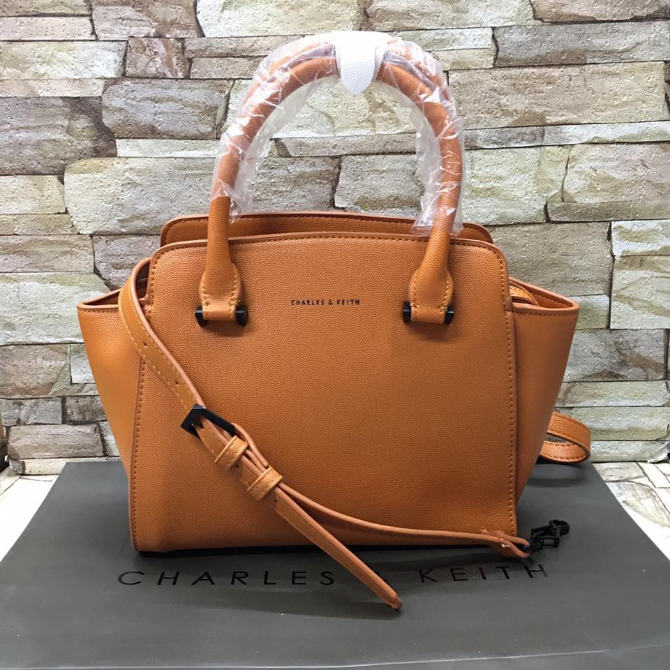 charles and keith bag shopee