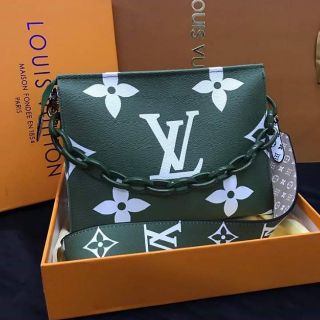 LV Louis Vuitton Big Monogram Logo Chain Sling bag | Shopee Philippines