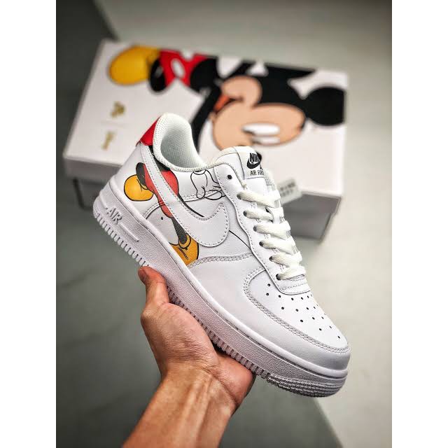 nike disney shoes