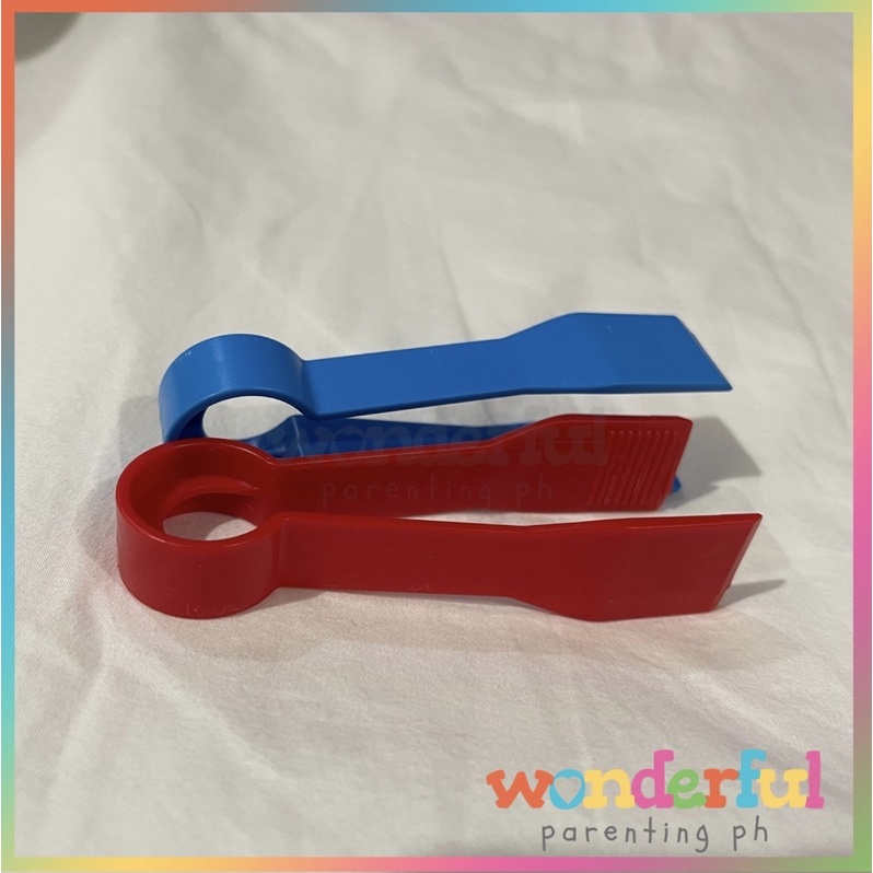 Mini Plastic Tongs for Kids Fine Motor Skills Montessori Transfer