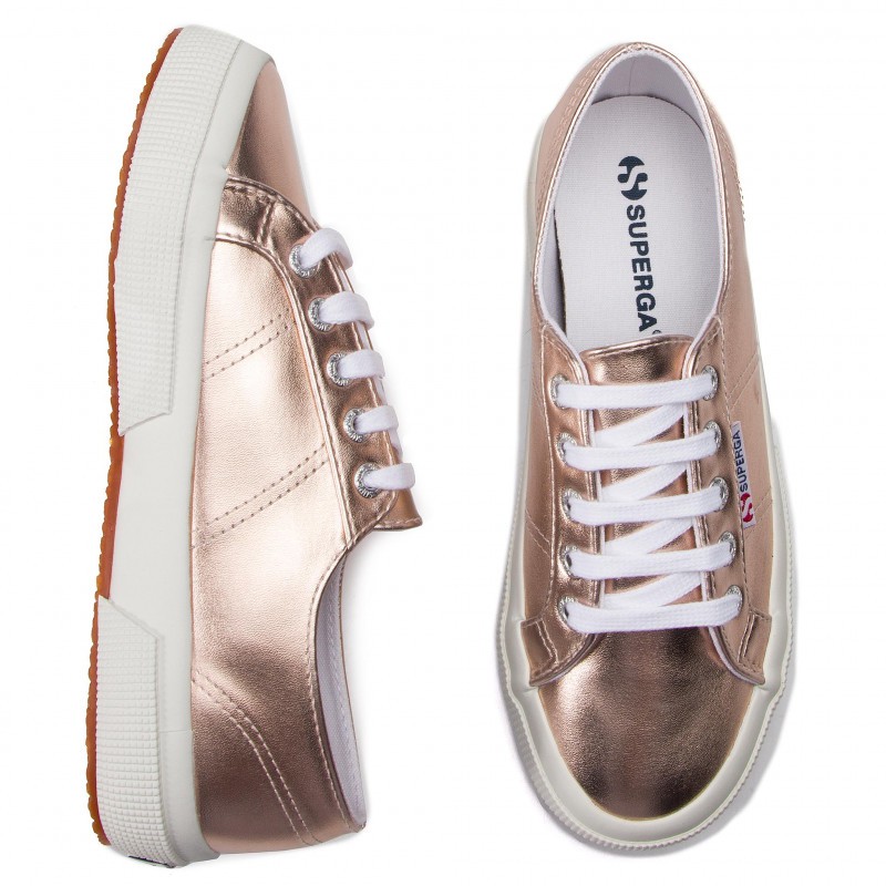 superga size 9
