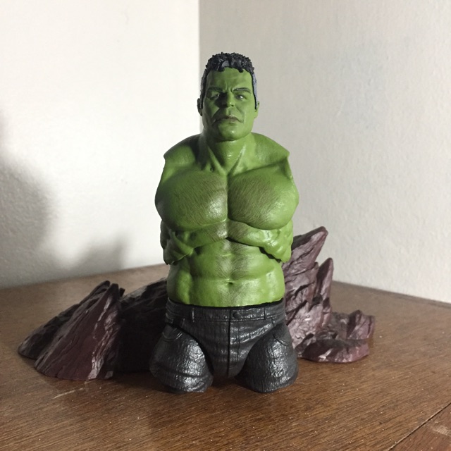 smart hulk figure