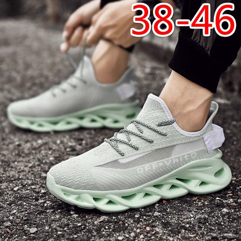 big size sports shoes