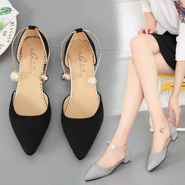 pointed doll shoes