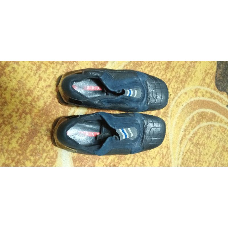 Authentic Prada flat shoes Shopee Philippines