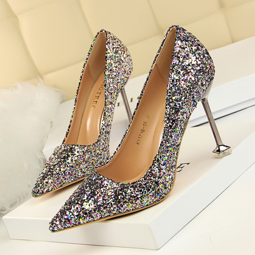 champagne colour shoes