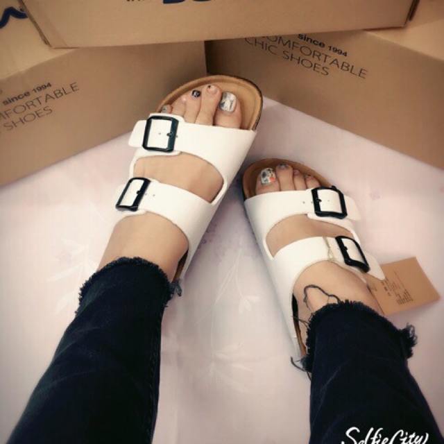 women's sandals with two straps