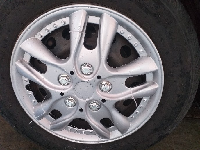 where to find hubcaps