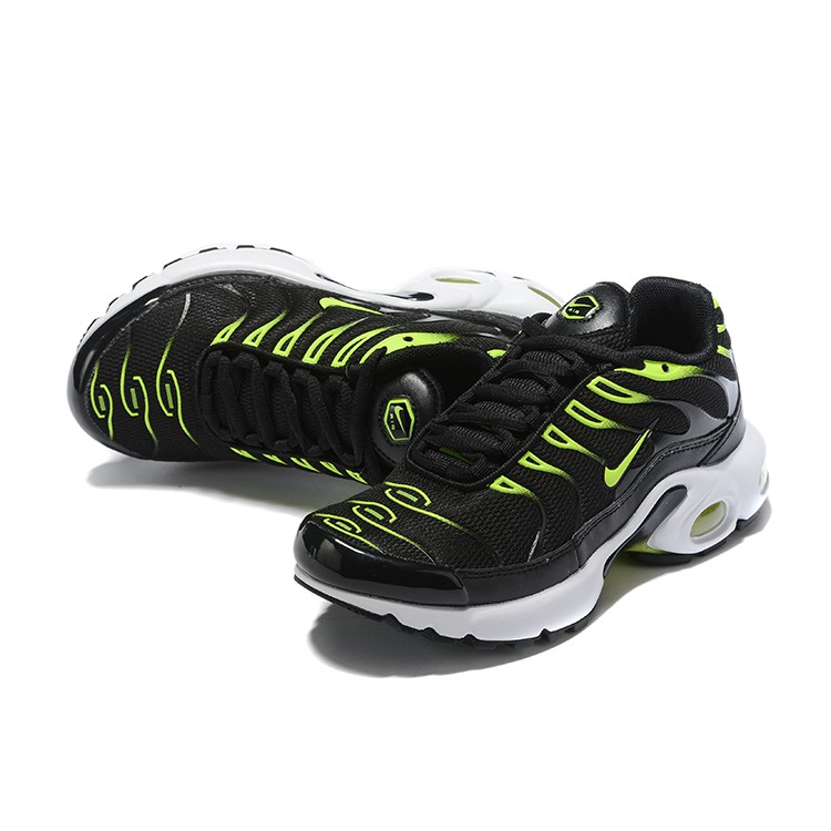 girls nike air max plus
