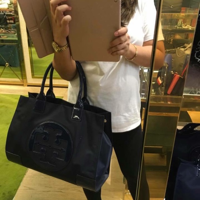 tory burch ella tote bag