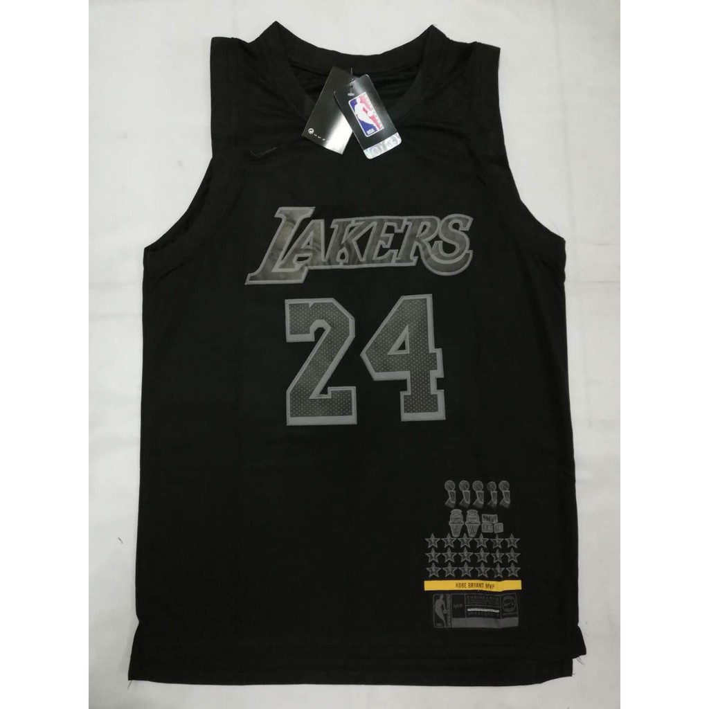 kobe bryant black and white jersey