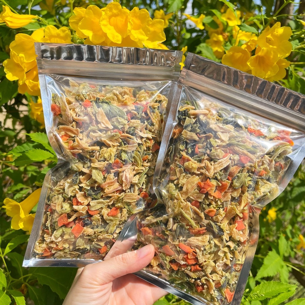 Dehydrated Vegetables Dried Mixed In Instant Noodles Boiled Rice