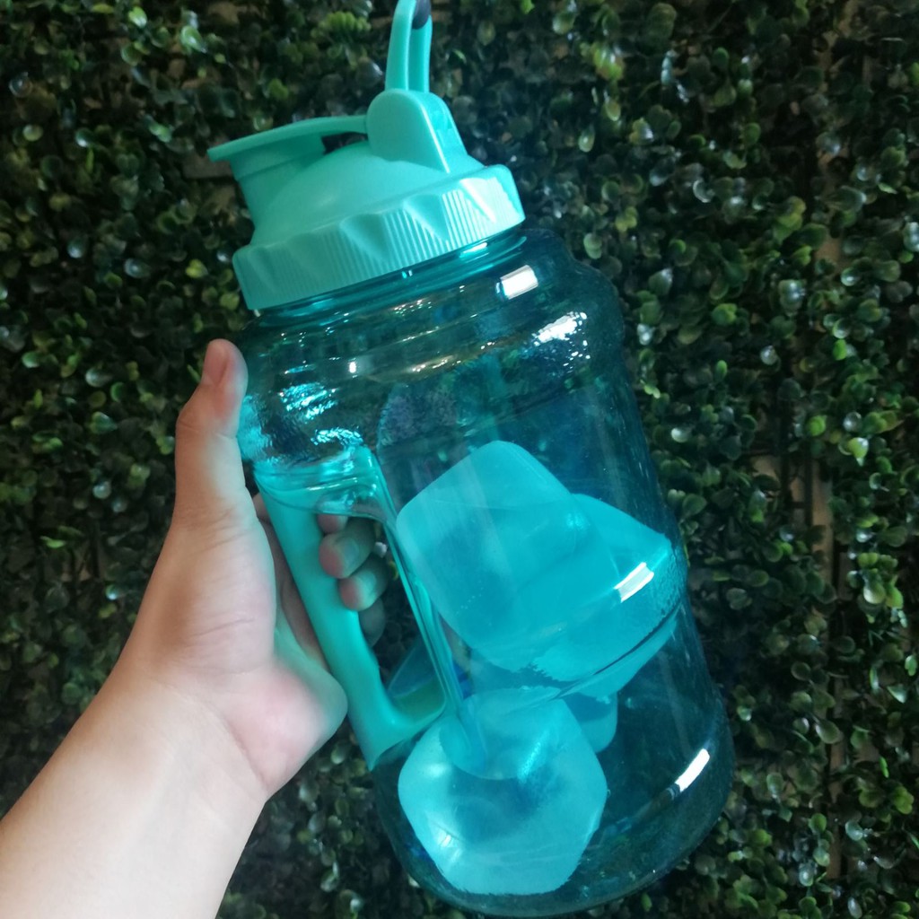 2.6L Water Jug with Reusable Ice Cubes Shopee Philippines