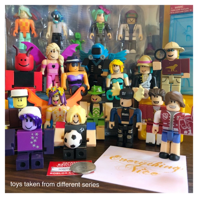 Authentic Roblox Mystery Figures Series 4 Shopee Philippines - roblox series 5 mystery figure box mini blind block