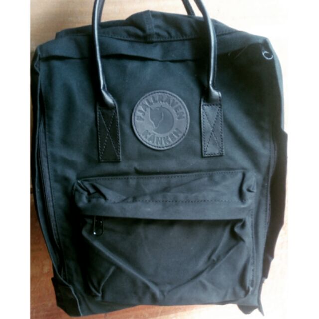 kanken full black