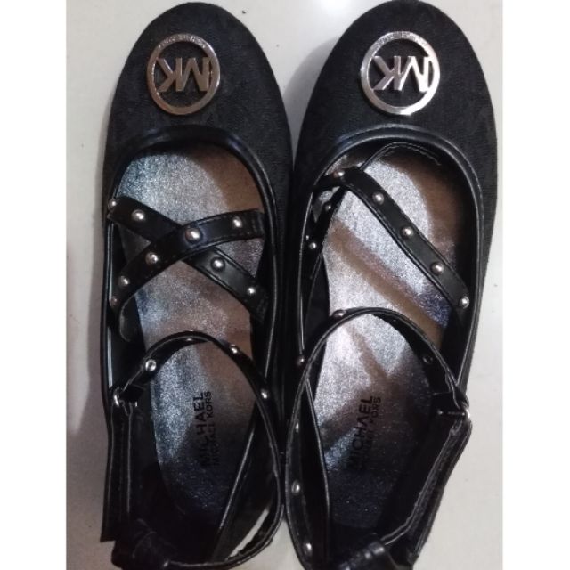 michael kors shoes size 2