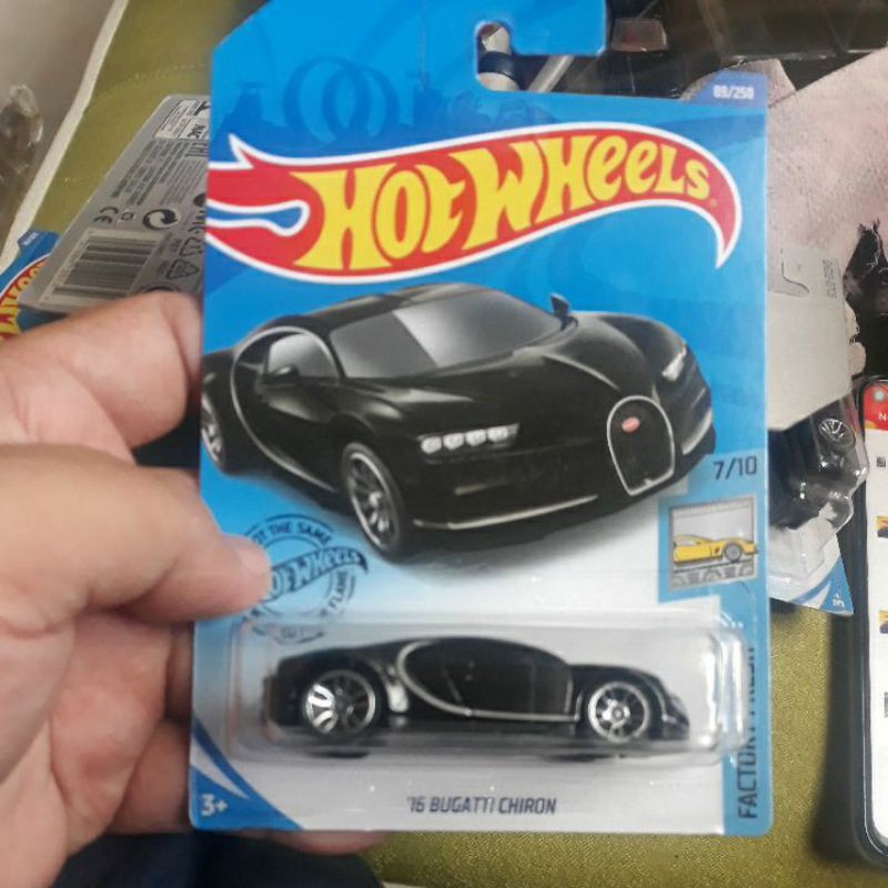 bugatti chiron diecast