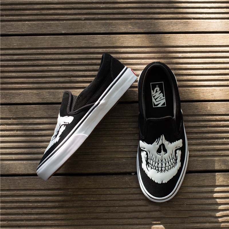 vans slip on canvas shoes