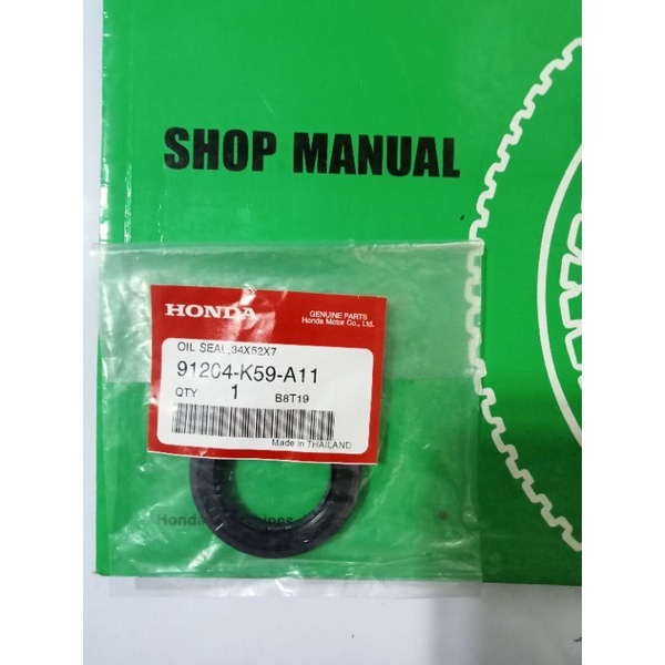 Oil Seal.,Gear Oil seal (rear wheel axle drive) Honda click.,125/150