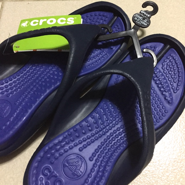 crocs athens sandals