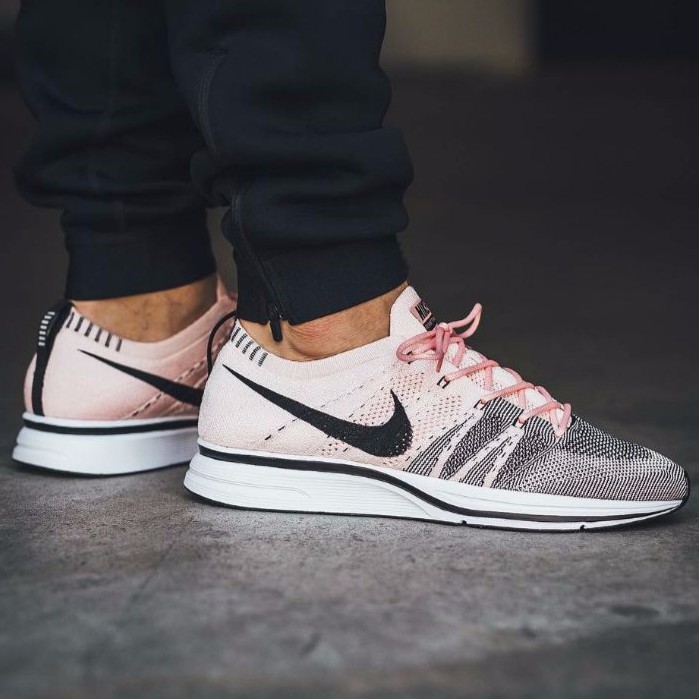 flyknit trainer sunset tint