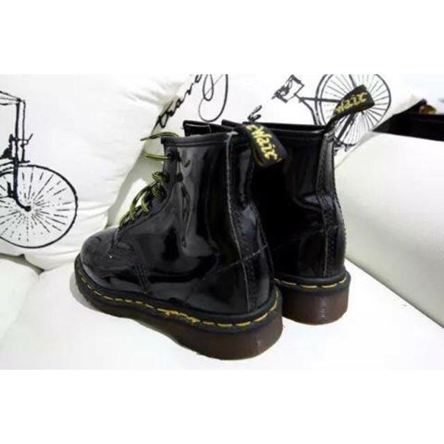 dr martens sold out