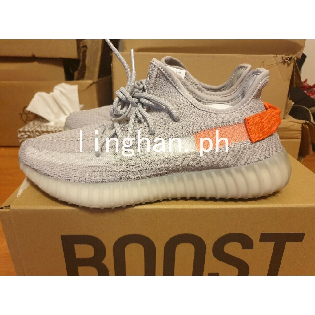 Adidas Yeezy Boost 350 V2 Tail Light Fx9017 UK 9 Kanye