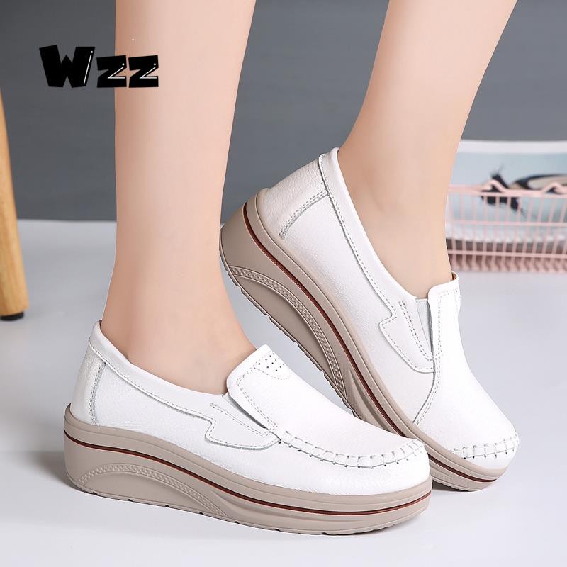 large size women's shoes stores