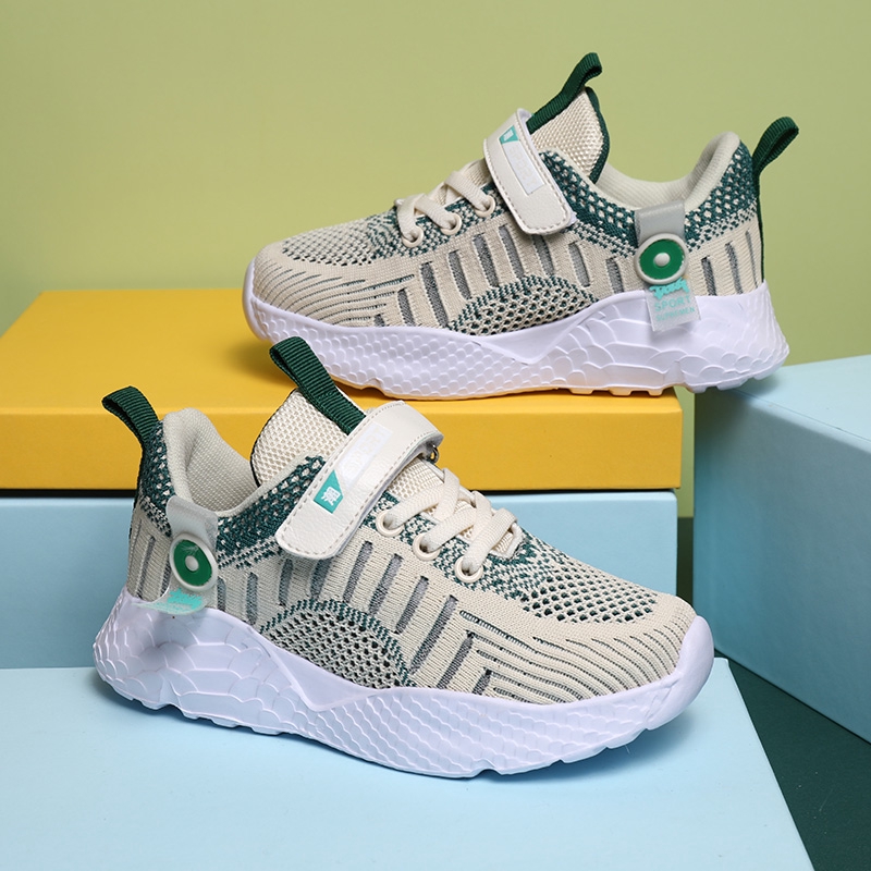 sports shoes for 14 year old boy